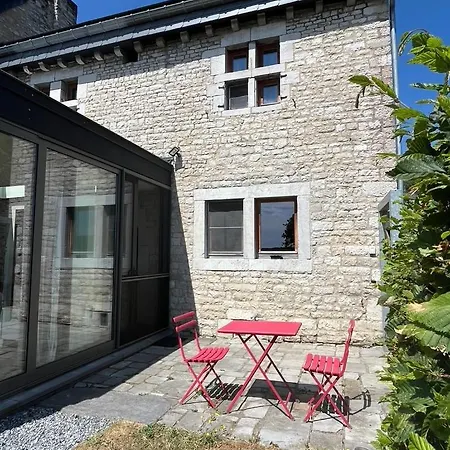 Cozy 17th Century House, Beautiful View, Belgian Ardennes Nyaraló Herve