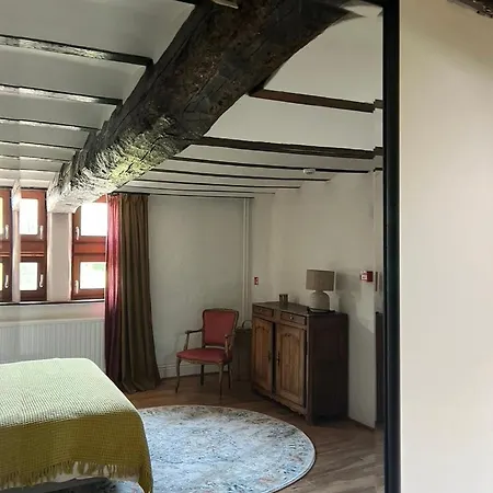 Cozy 17th Century House, Beautiful View, Belgian Ardennes Nyaraló Herve