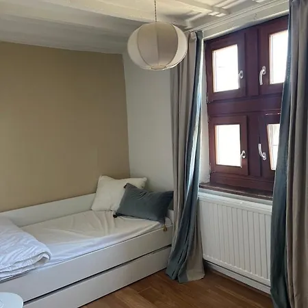 Cozy 17th Century House, Beautiful View, Belgian Ardennes Nyaraló Herve