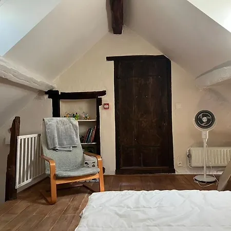 Cozy 17th Century House, Beautiful View, Belgian Ardennes Nyaraló Herve
